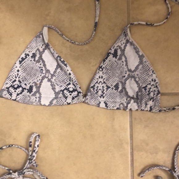 snake skin print string bikini - Picture 2 of 4